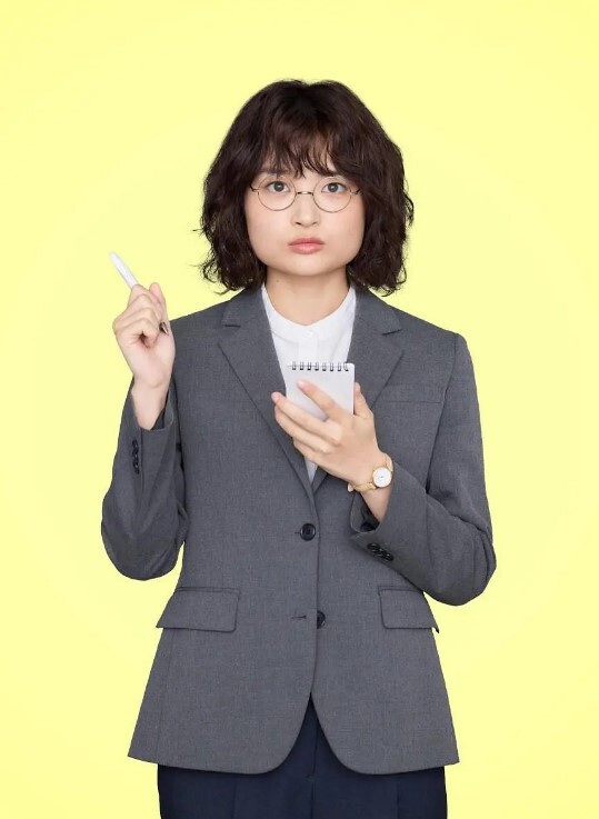 居家监控夫妻大清早操逼 - 吸草莓大亨海报